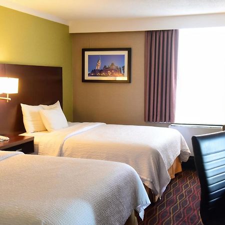 Days Inn By Wyndham Ottawa West Exterior photo
