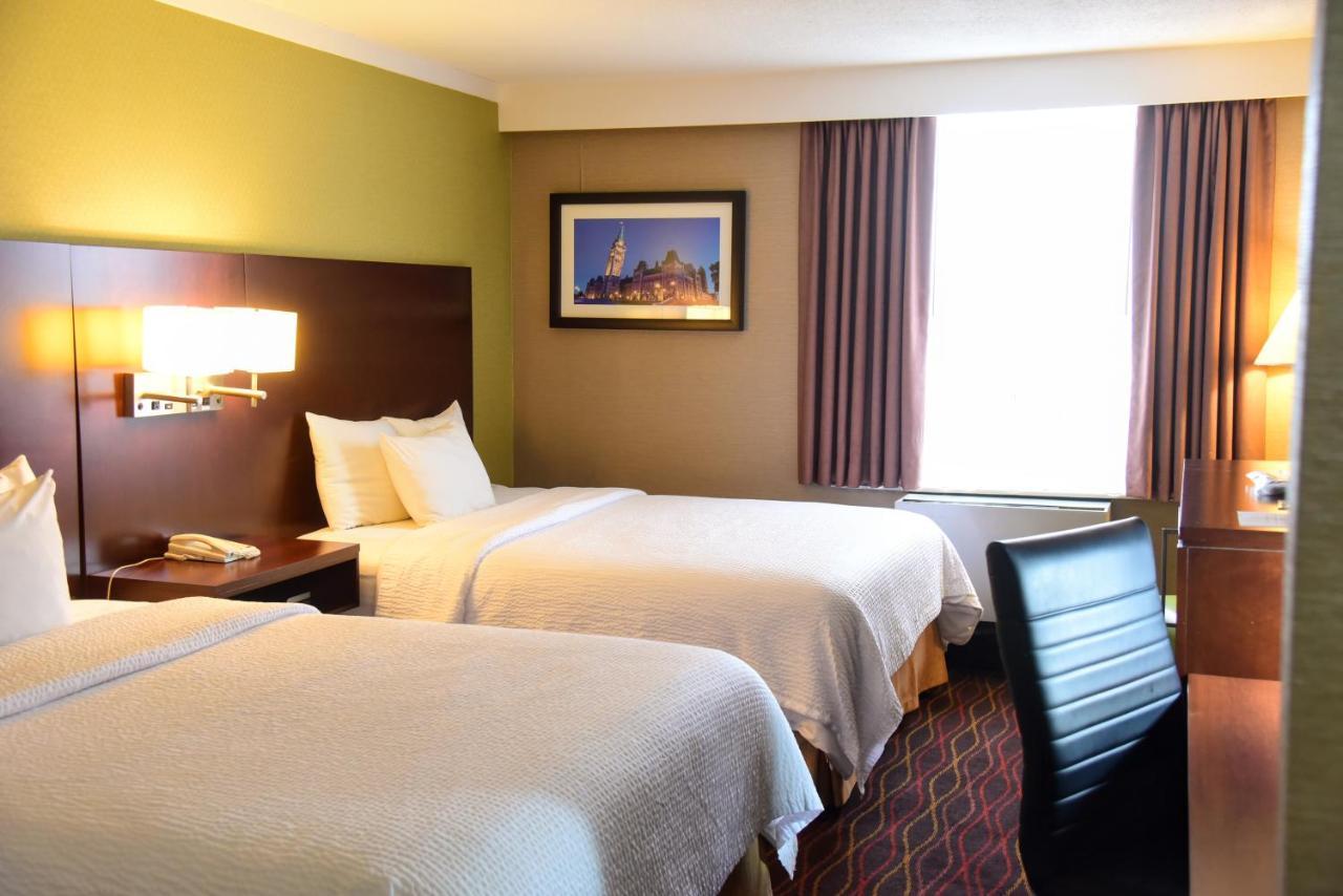 Days Inn By Wyndham Ottawa West Exterior photo